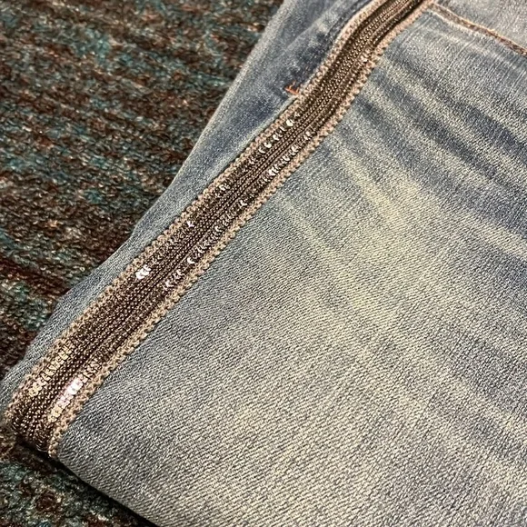 White House Black Market Girlfriend embellished crop jeans Size 6 - Picture 4 of 12